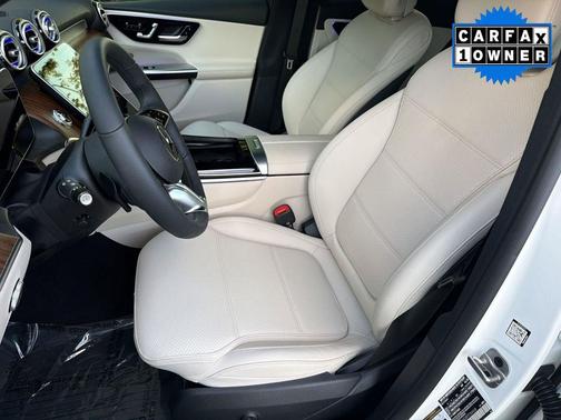 White 2026 Mercedes-Benz GLC 300 Base