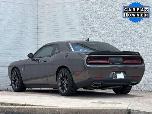 Granite Pearlcoat 2023 Dodge Challenger R/T Scat Pack