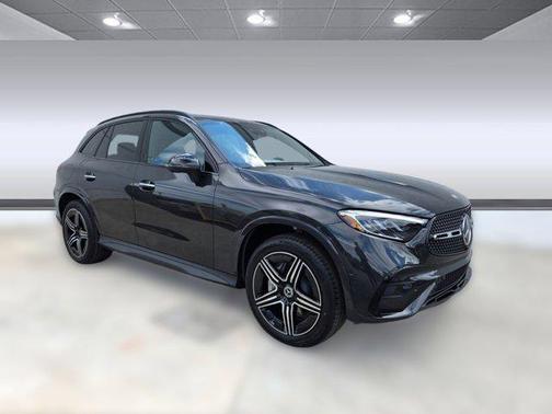 2026 Mercedes-Benz GLC 300 4MATIC