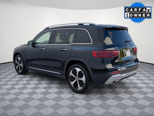 Black 2025 Mercedes-Benz GLB 250 4MATIC