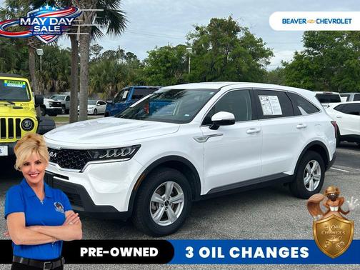 Glacial White Pearl 2023 Kia Sorento LX