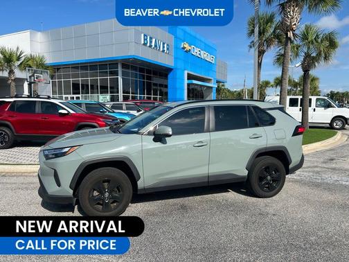 2022 Toyota RAV4 XLE