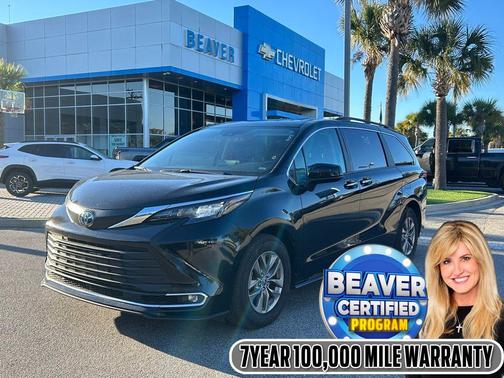 2024 Toyota Sienna XLE