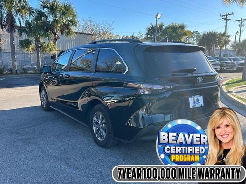 2024 Toyota Sienna XLE