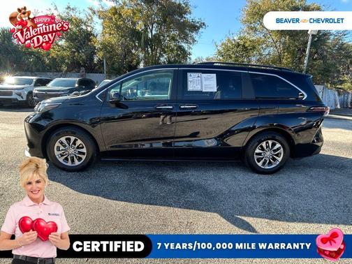 2024 Toyota Sienna XLE