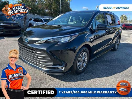 2024 Toyota Sienna XLE