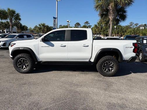 Summit White 2026 Chevrolet Colorado ZR2