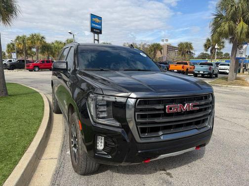 2024 GMC Yukon 4WD AT4