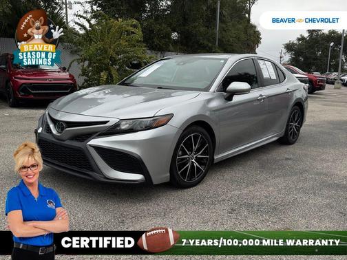 2022 Toyota Camry SE