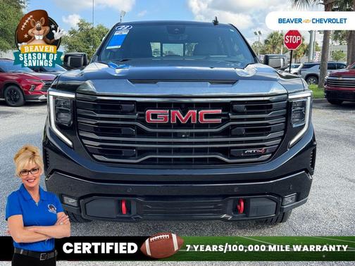 2023 GMC Sierra 1500 AT4