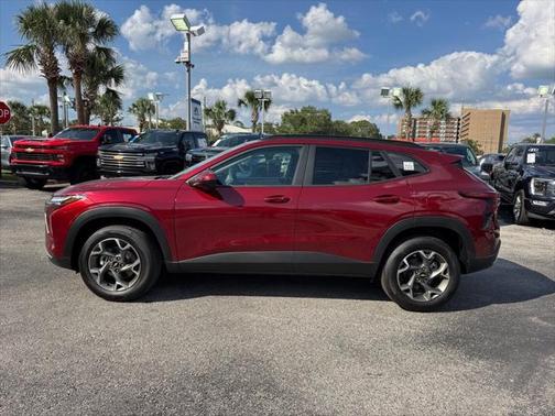 2025 Chevrolet Trax LT