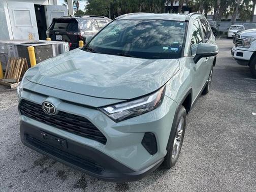 2022 Toyota RAV4 XLE