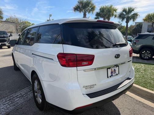 2019 Kia Sedona LX