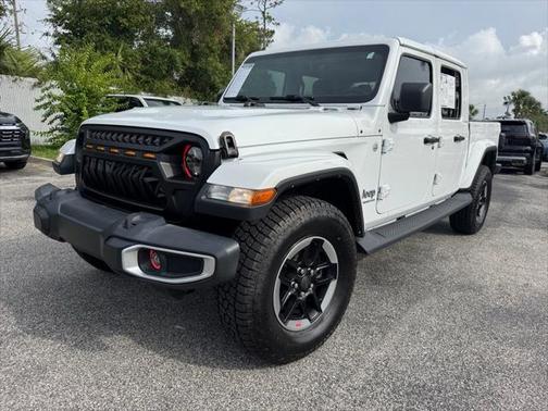 2021 Jeep Gladiator Overland