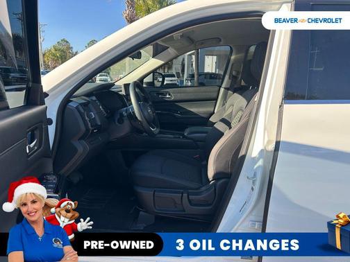 2022 Nissan Pathfinder S 4WD