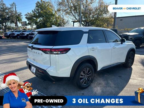 2022 Nissan Pathfinder S 4WD