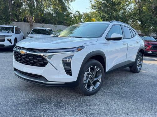 2025 Chevrolet Trax LT