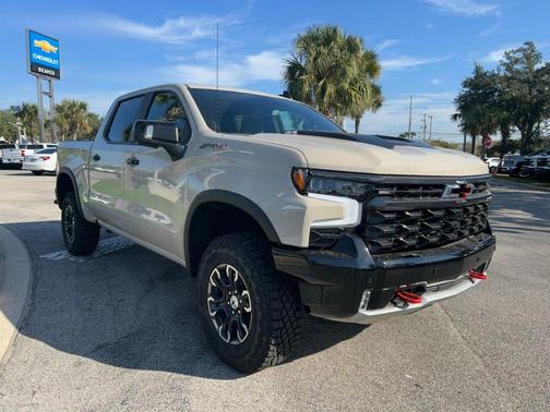 2026 Chevrolet Silverado 1500 ZR2