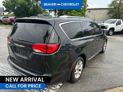 2018 Chrysler Pacifica Touring-L Plus