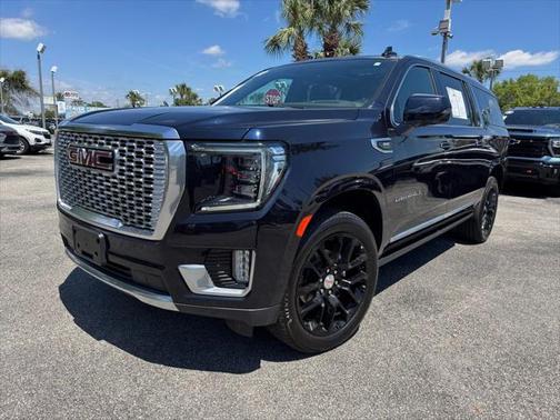 2022 GMC Yukon XL Denali