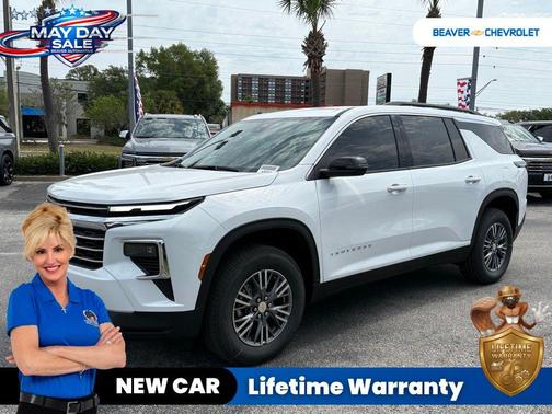 Summit White 2026 Chevrolet Traverse LT
