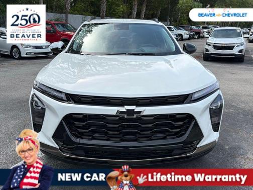 Summit White 2026 Chevrolet Trax FWD ACTIV