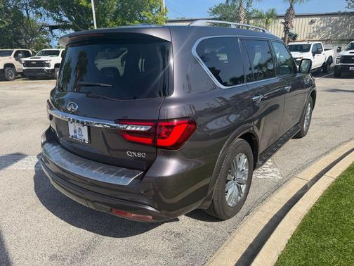 Anthracite Gray 2024 INFINITI QX80 Luxe