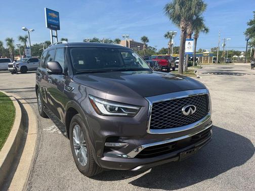 Anthracite Gray 2024 INFINITI QX80 Luxe