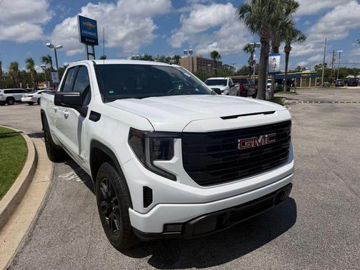 Summit White 2023 GMC Sierra 1500 Elevation