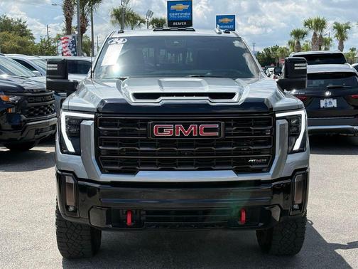 Sterling Metallic 2024 GMC Sierra 2500 AT4X