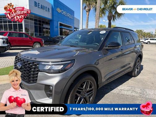 2025 Ford Explorer ST-Line