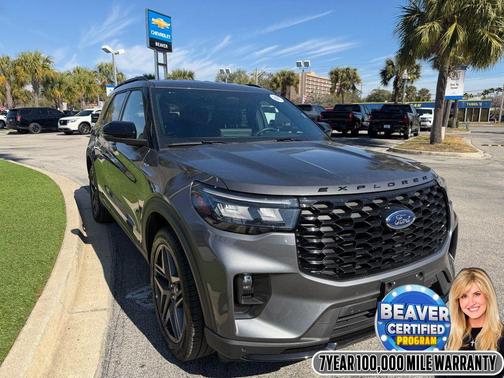 2025 Ford Explorer ST-Line