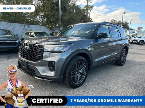 2025 Ford Explorer ST-Line