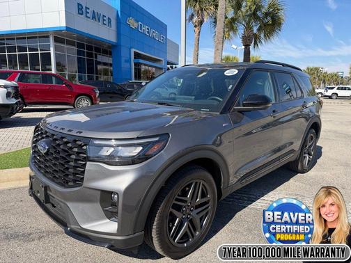 2025 Ford Explorer ST-Line