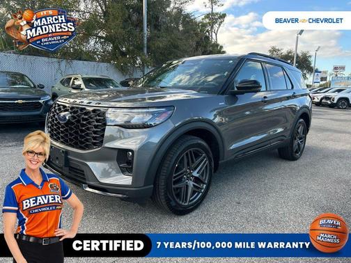 2025 Ford Explorer ST-Line