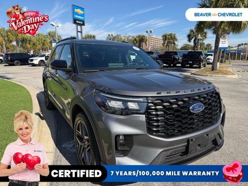 2025 Ford Explorer ST-Line