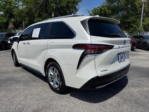 2021 Toyota Sienna Limited 7-Passenger