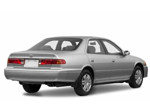 White 2001 Toyota Camry LE