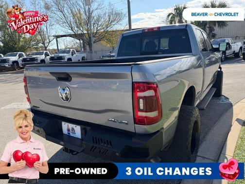 2020 RAM 2500 Tradesman Crew Cab 4X4 6'4' Box