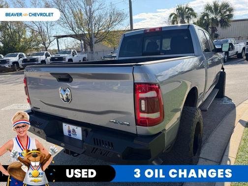 2020 RAM 2500 Tradesman Crew Cab 4X4 6'4' Box