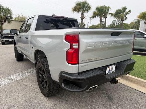 Silver Ice Metallic 2021 Chevrolet Silverado 1500 Custom Trail Boss