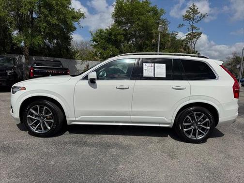 2019 Volvo XC90 T5 Momentum