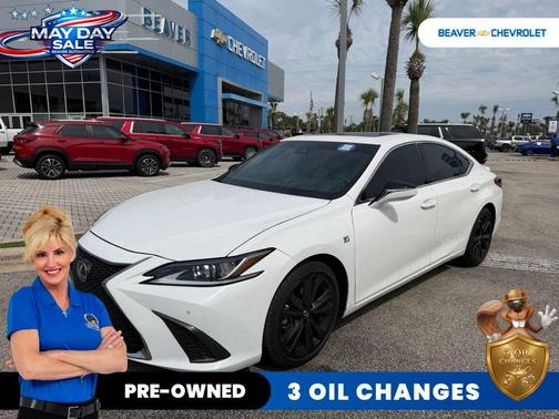 Ultra White 2022 Lexus IS 350 Base