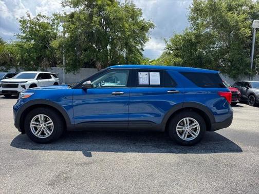 2022 Ford Explorer Base