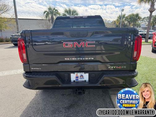 2023 GMC Sierra 1500 AT4X