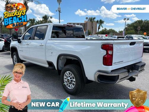 Summit White 2026 Chevrolet Silverado 2500 LT