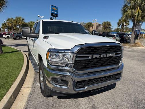 2023 RAM 2500 Big Horn Crew Cab 4x4 6'4' Box