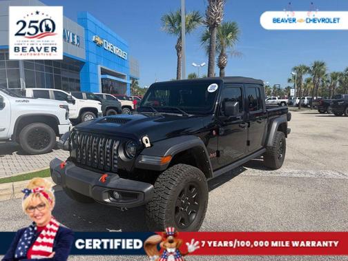 Black Clearcoat 2022 Jeep Gladiator Mojave 4x4