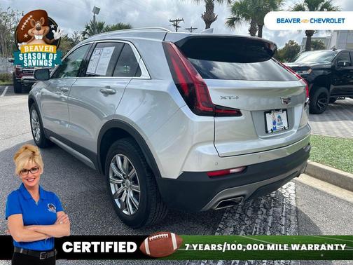 2022 Cadillac XT4 Premium Luxury