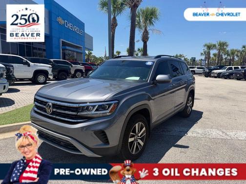 Platinum Gray Metallic 2022 Volkswagen Atlas 2.0T SE